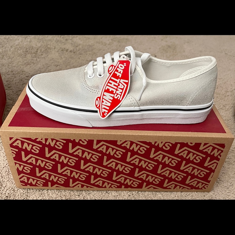 Vans (Prism Size 8.5 W/ 7.0 M)